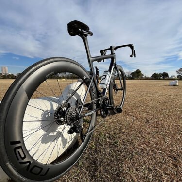 【在庫のご案内】一級品のエアロ性能をアウトレット価格で。Roval Rapide CLX II ホイールセット