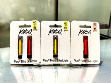 【再入荷】Knog PLUS：どこにでもつけられる、ウェアラブルライト