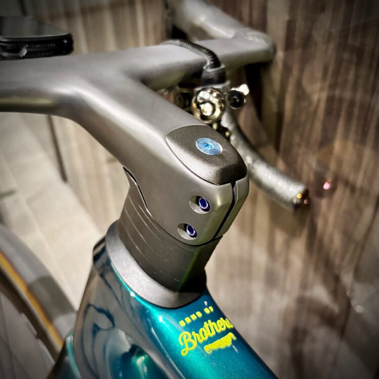 【幕張 Selections】チーフメカニック三木が推す！「β TITANIUM チタンボルト」で愛車を究極のアップグレード！