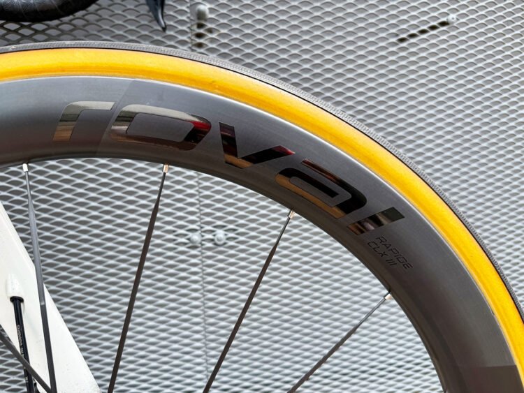 【入荷情報】新型ROVAL RAPIDE CLX III、常識を覆す速さをあなたに！