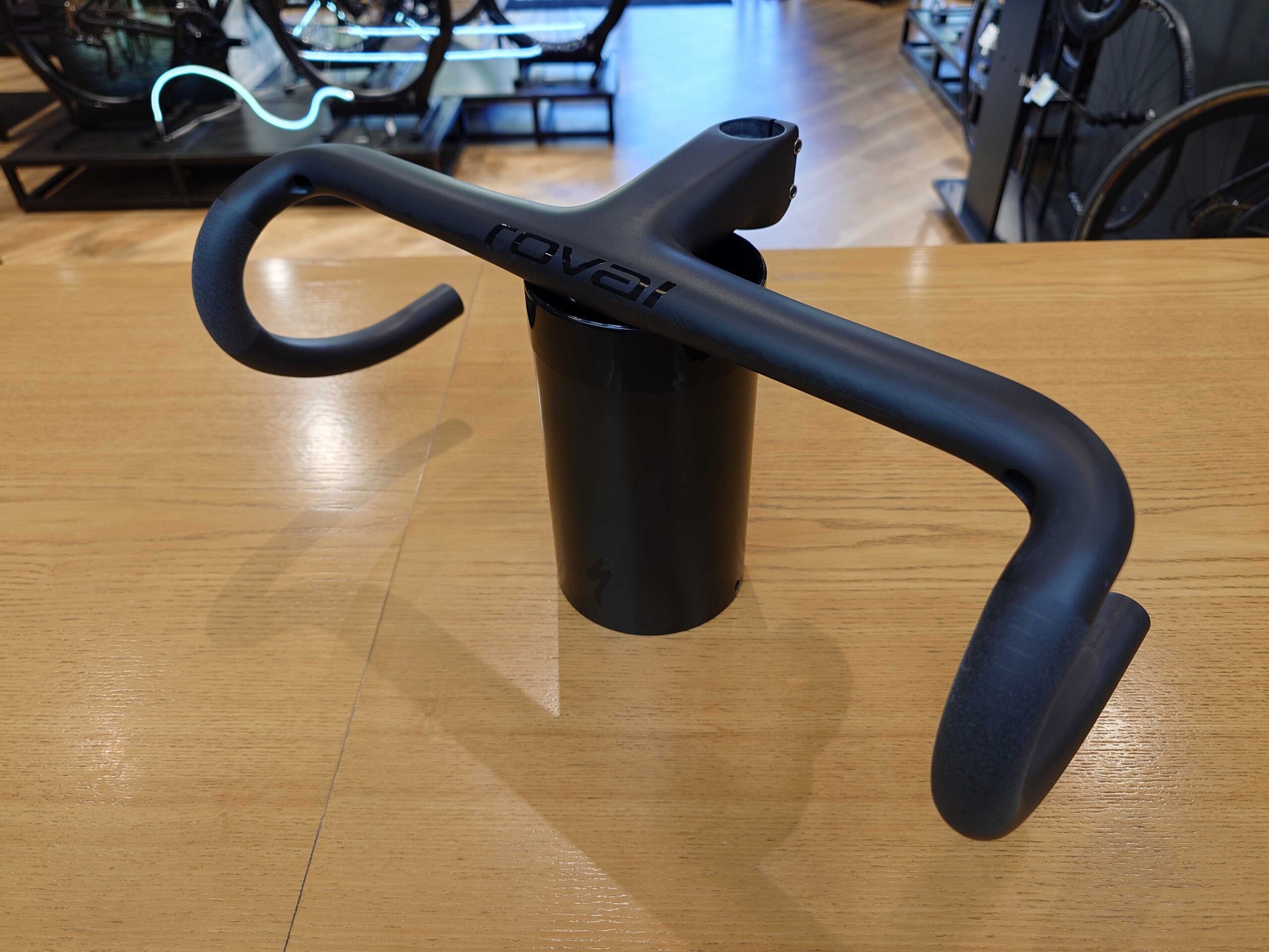 新製品紹介】Roval Alpinist Cockpit Ⅱ | スペシャライズド