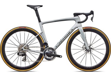 オンラインストアで欠品のTARMAC　SL9　　　　  スペシャライズド三重で予約できるかも！