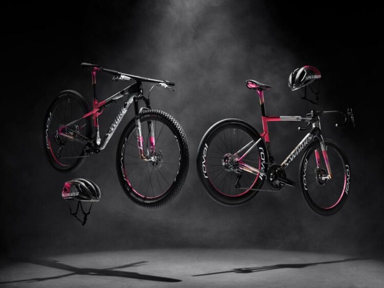 創業50周年を記念する S-Works Forward 50コレクションの販売が開始されます。