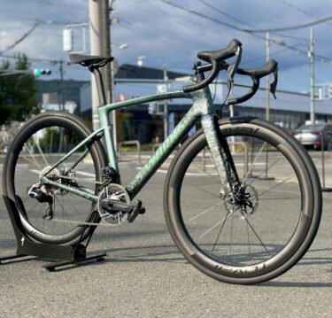 春を楽しむ、ロードバイク選びは今！Roubaix編