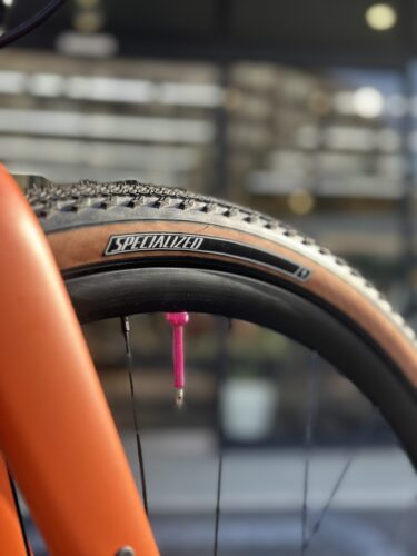 グラベル試乗車が来た！DIVERGE E5 COMP