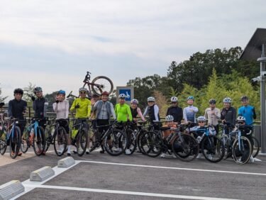 スペシャライズド箕面×アースバイクス 合同ライド