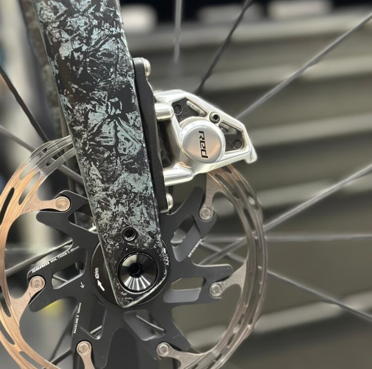 そのブレーキパッドまだ大丈夫？実はもう交換時期かも！？