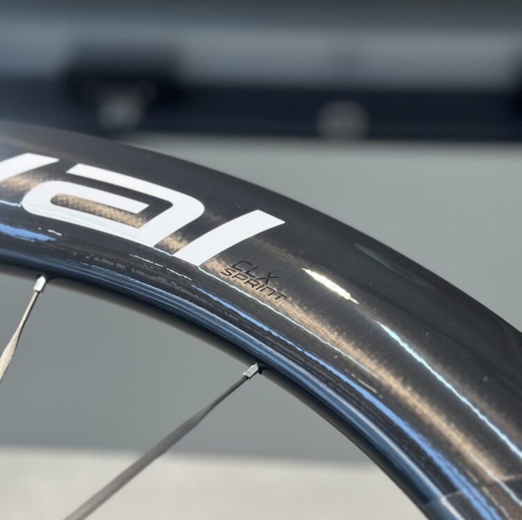 Rapide Sprint CLX入荷のお知らせ