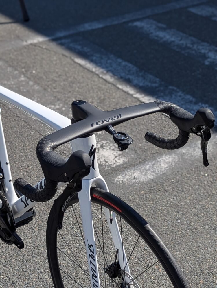 Rapide Cockpitは機械式シフト内装可能