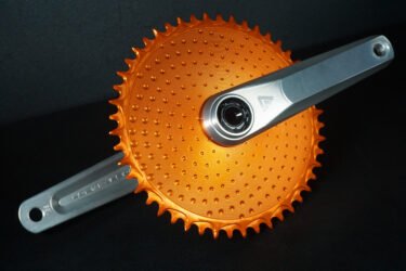 【新規取扱のご案内】美しすぎるクランク。超精密CNCが生み出す「ALUGEAR」取り扱い開始