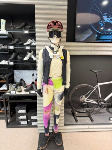 オンシーズンに向けてMTBジャージはいかがですか？