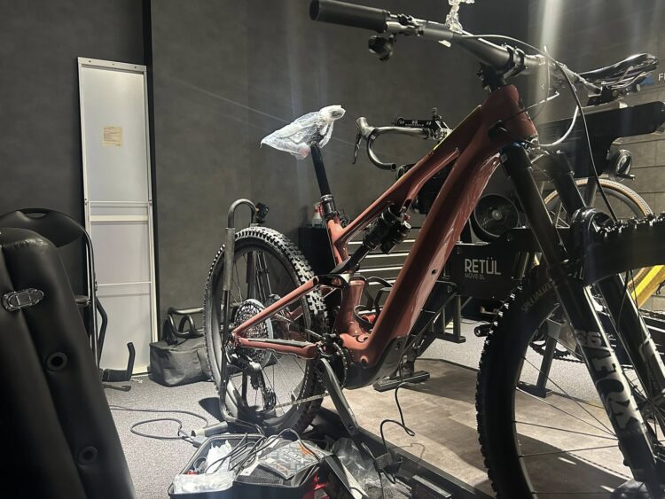 LEVO SL COMP CARBON　S3最後の2台