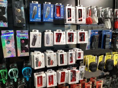 キャットアイのライト、結局どれがいい？定番モデルを徹底比較！