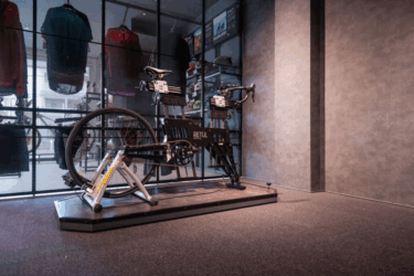 RETÜL 予約状況　4月