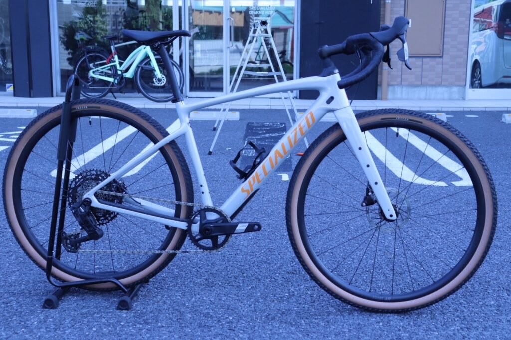 DIVERGE 4 COMP 試乗車あります｜54サイズ ドロマイトメタリック