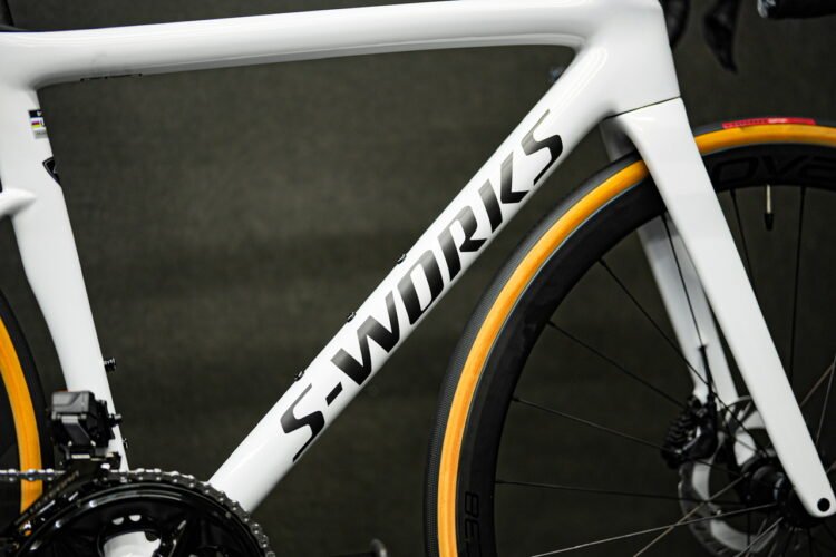 S-WORKS TARMAC SL8 をフレームから組み立てました