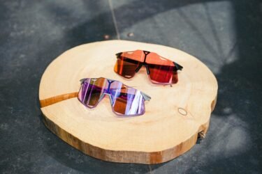 100% Hypercraft｜フレームレスの超軽量サングラス、2色入荷しました