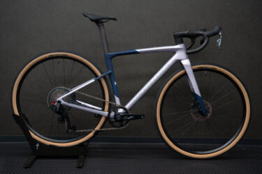 新型CRUX 5 COMP – SRAM RIVAL XPLRが入荷！