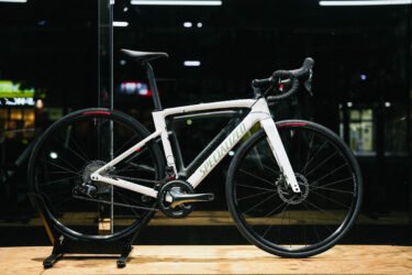 ROUBAIX SL8 が入荷しました。