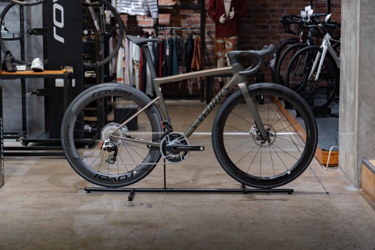 最新のSram Red AXSを搭載したTarmac SL8に迫る｜S-Works Tarmac SL8 – Sram Red AXS-SOLD OUT-