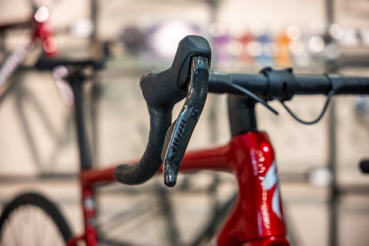 憧れのレーシングバイクをもっと身近に Tarmac SL8 Comp