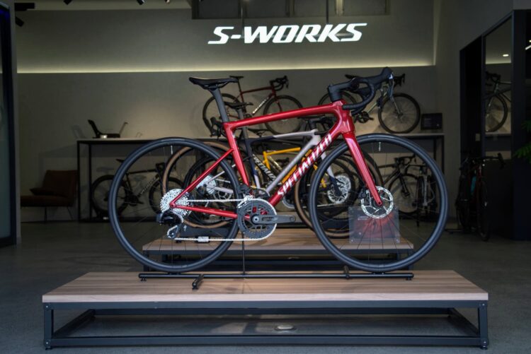 S-Works Tarmac SL9が登場。だからこそ、Tarmac SL8 Compという選択肢に注目。