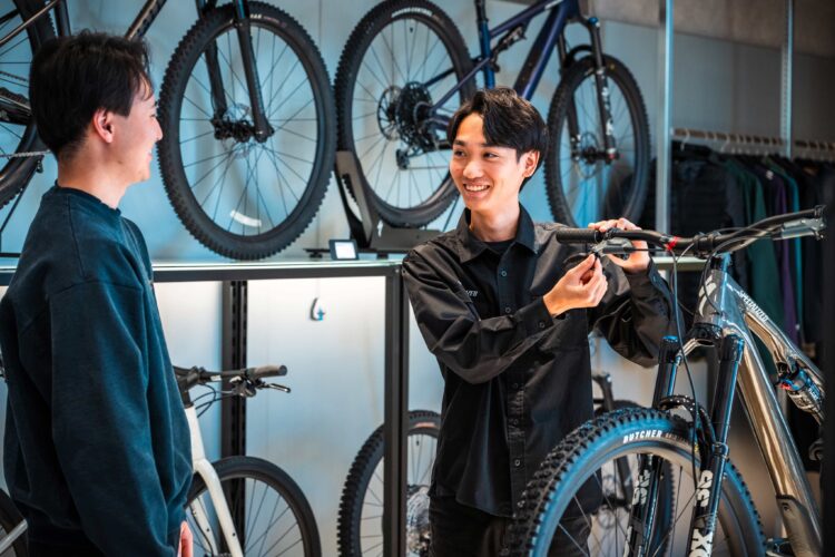 来店は納車の時だけ！「クリック＆コレクト」