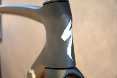 S-Works Tarmac SL9 サテンカーボン／ホログラフ店頭在庫ございます！