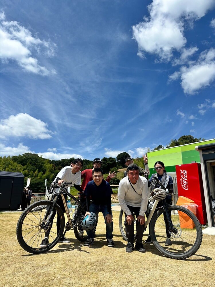 【MTB体験レポ】お盆のハレアメでオフロードデビュー！ロード乗りの底力とE-BIKEの魔力！？