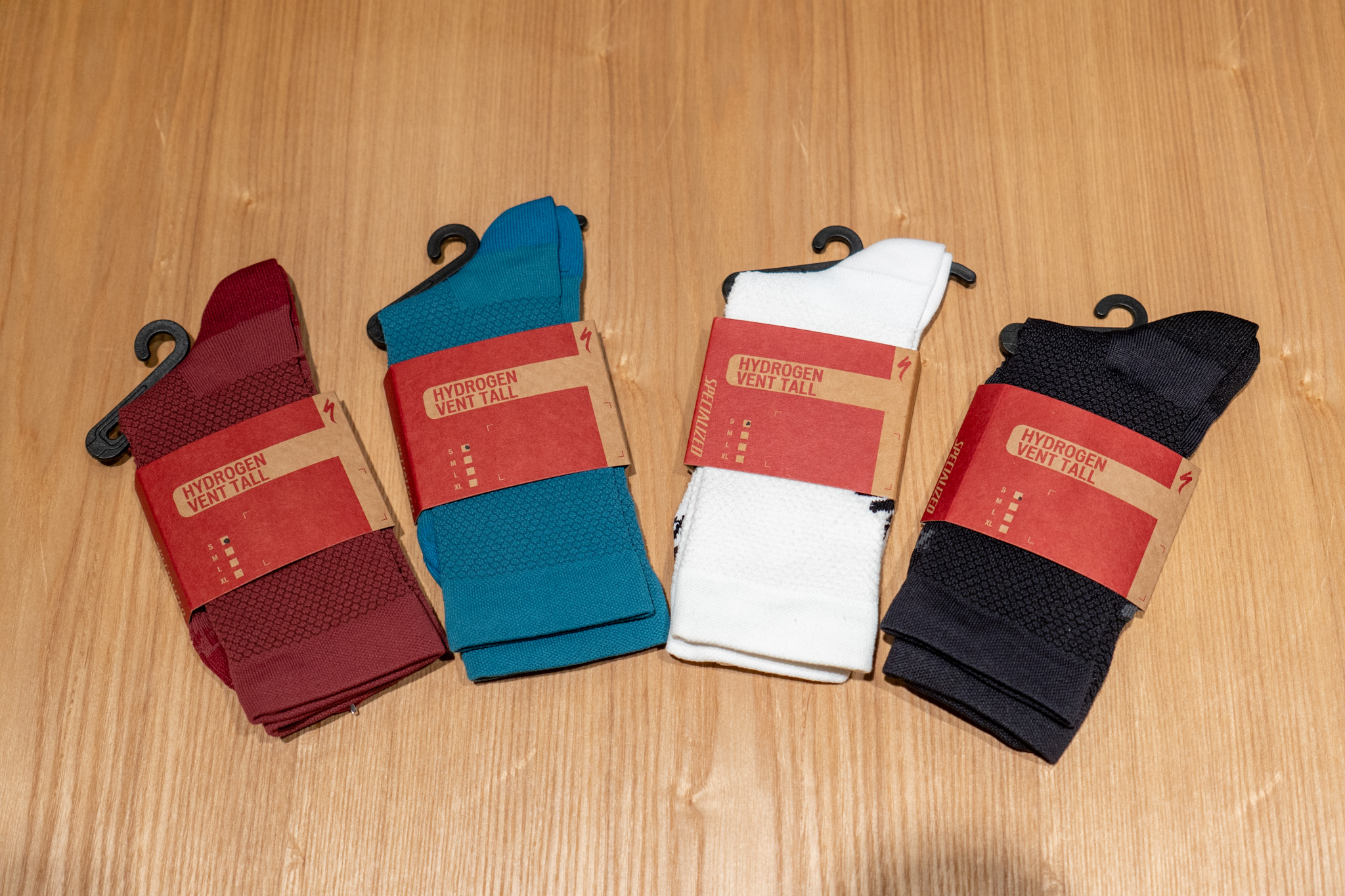 暑い日に足元から涼しさを！ HYDROGEN VENT TALL SOCK｜Specialized